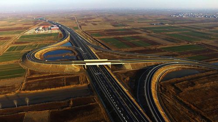 濟(jì)東高速S308互通與長垣中環(huán)連接線新建工程.jpg